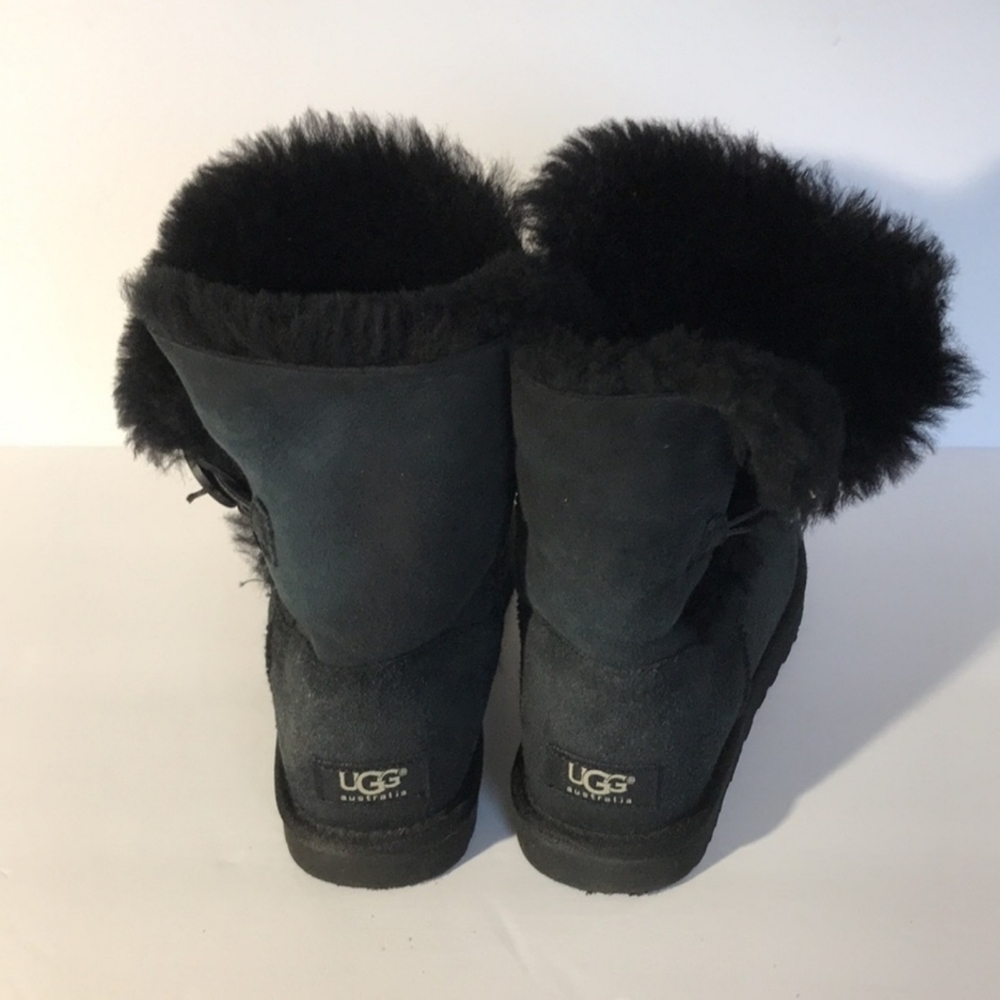 Ugg Button Boot❤